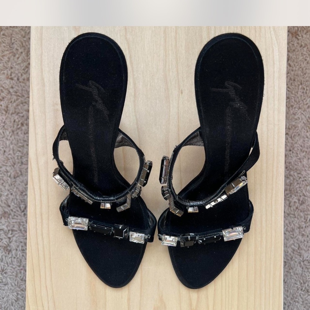 Giuseppe Zanotti Black Heels with Silver Accents